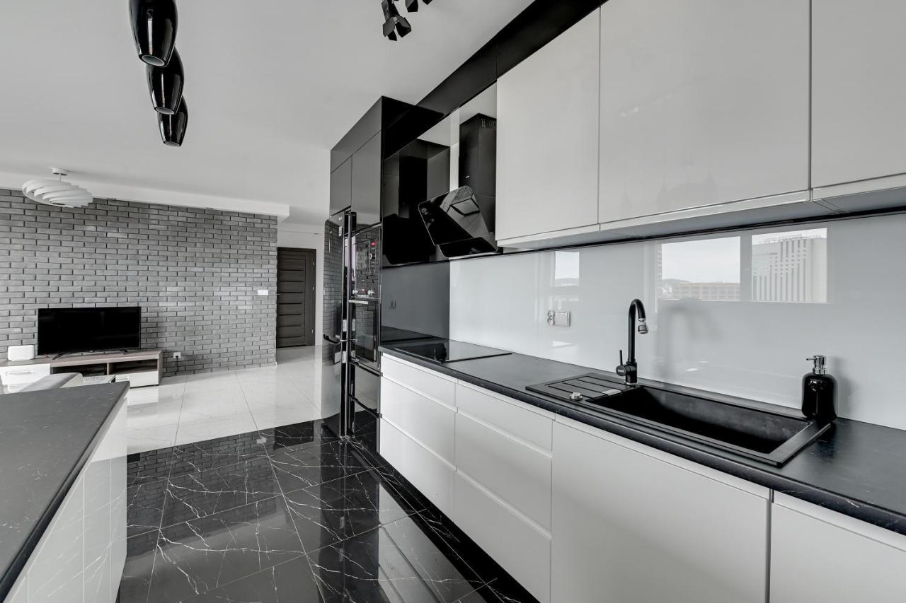 Grand Apartments - Luxury Apartment On The 11Th Floor With A View Of The Old Town กดัญสก์ ภายนอก รูปภาพ